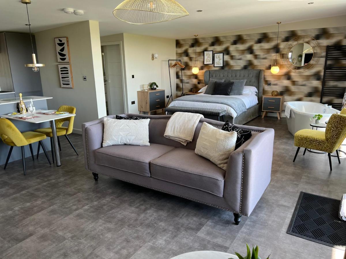 Loudoun Mains Luxury Lodges Newmilns Exterior foto